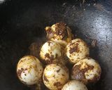 मालवणी पद्धतीने कवटाचा सामारा / अंड्याची करी(Malvani Style Andyachi Curry Recipe In Marathi) रेसिपी स्टेप 4 फोटो 