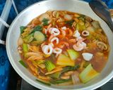 Foto langkah ke 9 dari resep Jjampong.