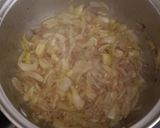 Bőrös malaccomb hagymás burgonyával recept fázis 2 fotója