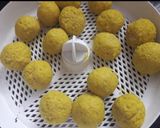 A picture of step 2 of Maize flour dumplings.
