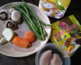 Foto langkah ke 1 dari resep Tumis Ayam Sayur (Isian Bakpao & Roti).