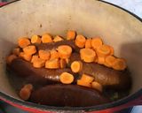 Une image de l'étape 10 de Saucisses de morteau aux haricots blancs,carottes et tomates séchées.