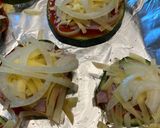 Cukkini mini “pizza” recept fázis 3 fotója