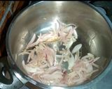 A picture of step 2 of Bhindi 2 pyaza.