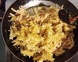 Foto langkah ke 2 dari resep Cireng Isi Ayam Fusilli.