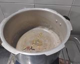 A picture of step 1 of Potato Kurma.