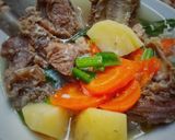 Foto langkah ke 6 dari resep Sop Iga Sapi Segar dan Sederhana.