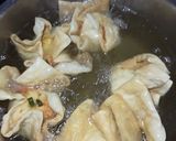 Foto langkah ke 5 dari resep Pangsit goreng isi ayam sayur.