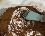 Foto langkah ke 9 dari resep Cake Ketagih (Cake lukis dengan bubuk coklat) - Tanpa tepung terigu.