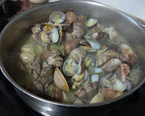 Foto del paso 4 de la receta: Almejas en salsa