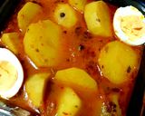 A picture of step 3 of Aalu irvi Anday ka salan.