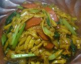 Foto langkah ke 4 dari resep Mie goreng cur cor.