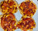 Foto del paso 7 de la receta: Mini pizzas con queso cheddar SIN MASA, SIN HARINAS