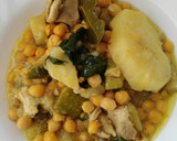 Foto del paso 4 de la receta: Garbanzos compuesta con verduras verdes y hojas verdes