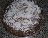Foto del paso 4 de la receta Bizcocho de yogurt con relleno de pepitas de chocolate