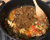 Une image de l'étape 11 de Spaghettis tricolores à la pancetta, poivrons, tomates, champignons et gruyère.