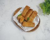 Foto langkah ke 5 dari resep Lumpia ayam suwir.