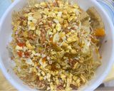 Hình bước làm 9 của món Bún bì chay (có thêm heo quay chay)