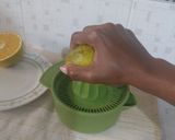 A picture of step 3 of Guava Orange juice.