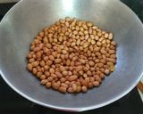 A picture of step 1 of Peanut Chutney.