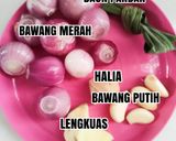 Gambar langkah 1 resipi Gulai Ikan Tenggiri (Lauk Nasi Dagang).