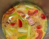 A picture of step 5 of Minestrone with celery and pork belly.