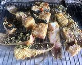 Hình bước làm 3 của món Cá đuối nướng sả