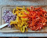 Une image de l'étape 1 de Chili con carne et riz.