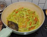 Foto langkah ke 4 dari resep Sayur Labu Siam Wortel Kuah Santan.