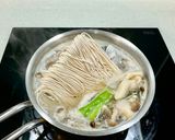 速成料理 | 鱸魚鮮菇湯麵的食譜步驟4照片