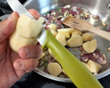 Foto del paso 6 de la receta: Bacalao con patatas y alcachofas