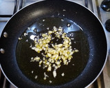 Foto del paso 2 de la receta: Gambón al ajillo