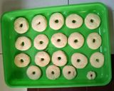 Foto langkah ke 3 dari resep Donat kentang praktis.