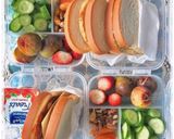 صورة لخطوة 4 من وصفة افكار لانش بوكس صحيه للمدرسه او الجامعه🥝🥒🍒🥪