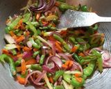 A picture of step 2 of Vegetable Macaroni.