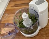 A picture of step 4 of Pesto 🌱.