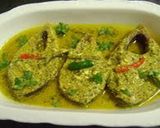 A picture of step 8 of Split Bengal Gram (Moong Dal) With Hilsa Fish.