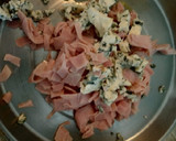 Foto del paso 2 de la receta: Calabaza rellena con queso azul, jamón y nata