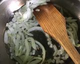 Foto del paso 3 de la receta: Tacos de rajas- requesón de tortilla azul
