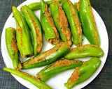 ભરેલા મરચાના ભજીયા(stuffed marcha bhajiya recipe in Gujarati) રેસીપી સ્ટેપ3ફોટો