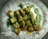 A picture of step 5 of Haryali Chicken skewers.