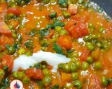 A picture of step 4 of Gajar Matar Sabzi.