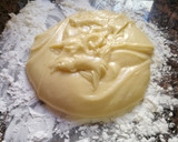 Foto del paso 3 de la receta: Alfajores de maicena sin gluten, con aceite