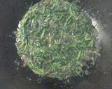 Foto langkah ke 2 dari resep Tumis Kangkung Belacan Pedas.