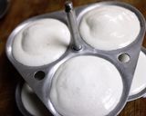 A picture of step 4 of Stuffed Cheese Idli.