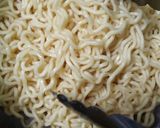 Foto langkah ke 1 dari resep Arem-arem Mie.