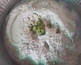 A picture of step 2 of Bajra Methi Achari Vada.