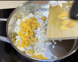 Foto del paso 1 de la receta: Guiso de calamar y pescado (rape, bacalao)