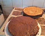 Foto del paso 4 de la receta: Torta Combinada Rellena con Chocolate, Crema Pastelera y Frutal