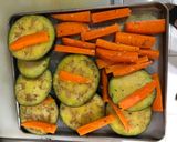 Foto del paso 4 de la receta: Lomo de cerdo en salsa de manzana y verduras al horno
